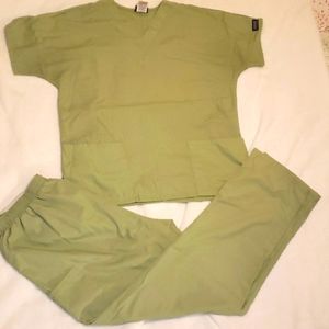 Authentic Cherokee Workwear Scrubs Set